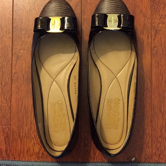 Ferragamo Varina flats - Picture 2 of 7